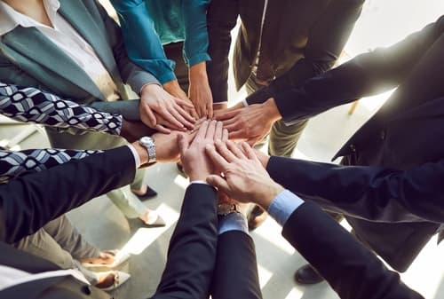 Sales and Marketing Alignment for B2B Startup Growth